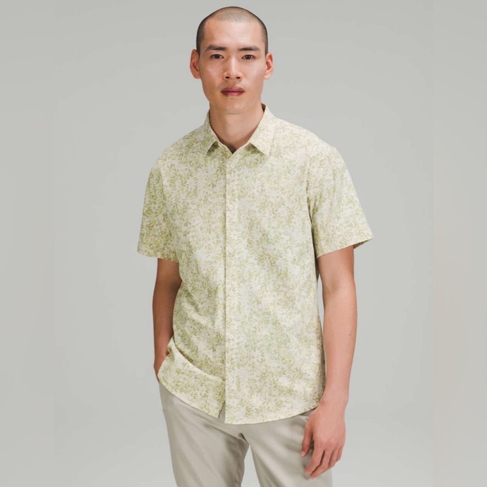 Lululemon Airing Easy Short Sleeve Shirt Ventlight Mesh Button Up Men’s